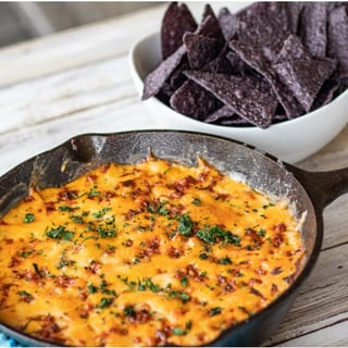 L Queso Fundido